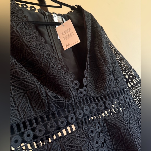 NWT ASOS Chic and Sexy black lace dress Size 12 - Picture 2 of 12